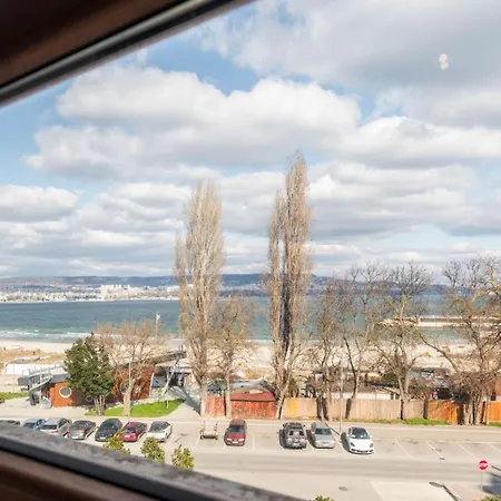 Summertime In Varna South Bay Beach Residence Room photo