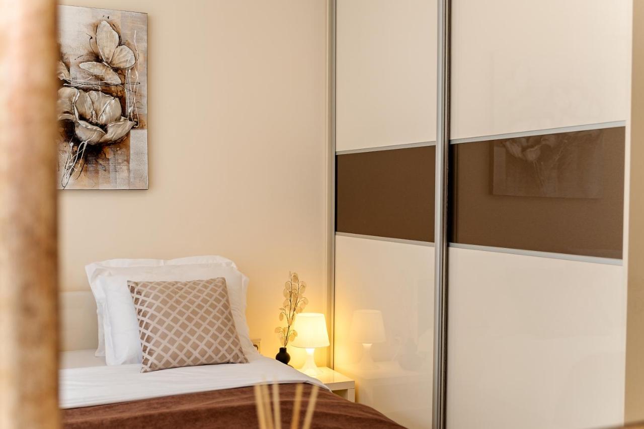 Summertime In South Bay Apartment Varna